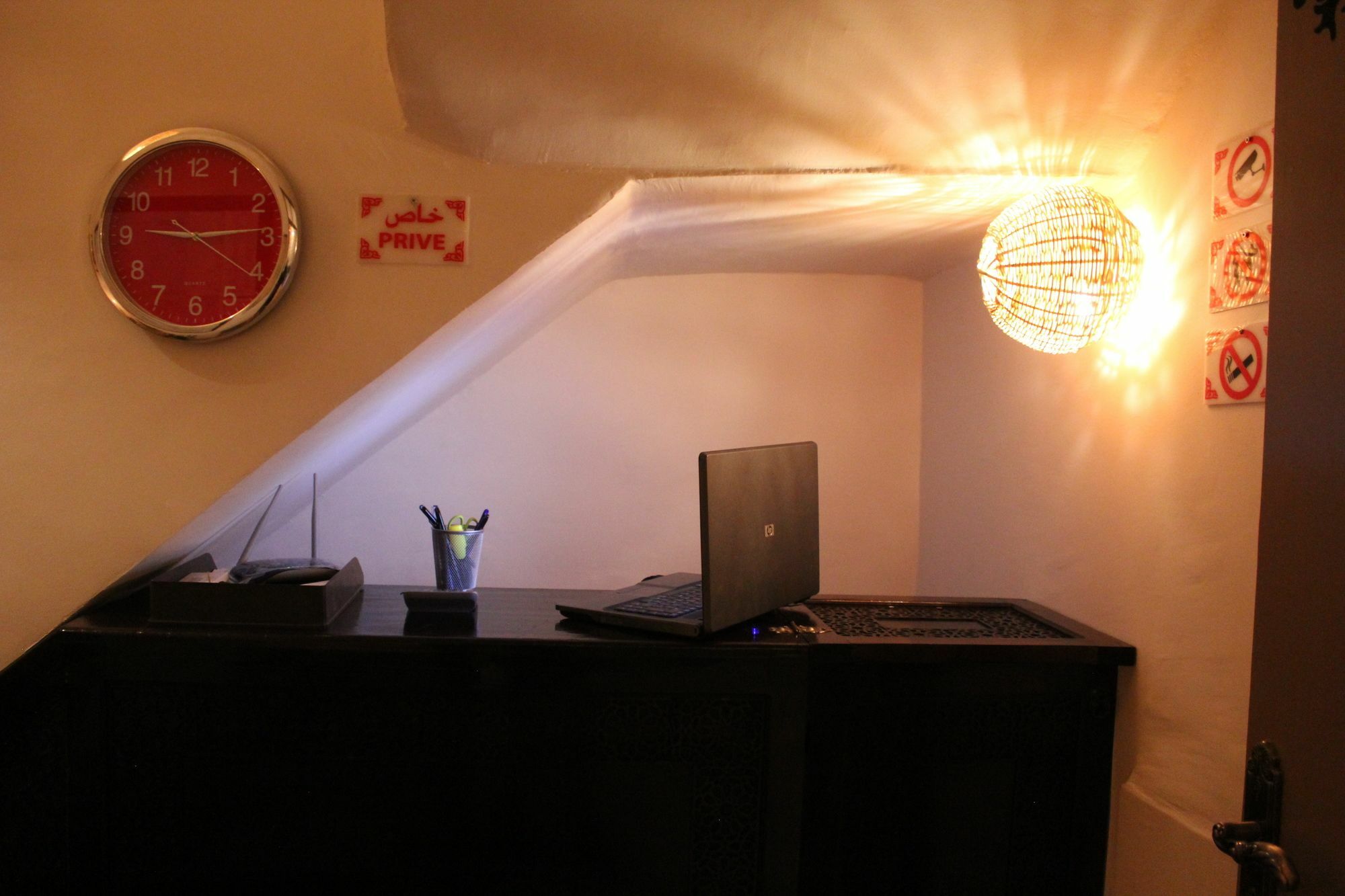 Corner Hostel Marrakech (Adults Only) Marrakesz Zewnętrze zdjęcie